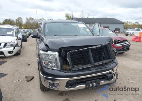 2017 Nissan Titan Sv z USA, uszkodzony, nr VIN 1N6AA1E59HN557061